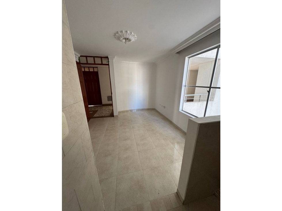 HERMOSO APARTASTUDIO PARA ARRIENDO SAN ALONSO — foto 3
