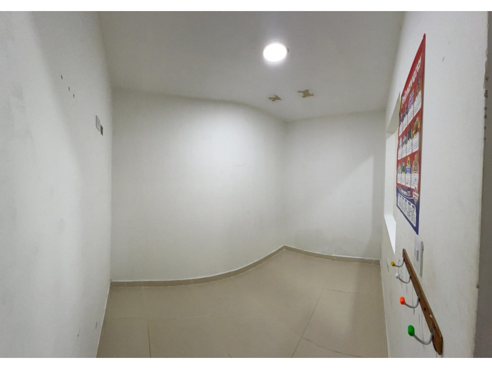 APARTAMENTO EN VENTA GIRON — foto 2