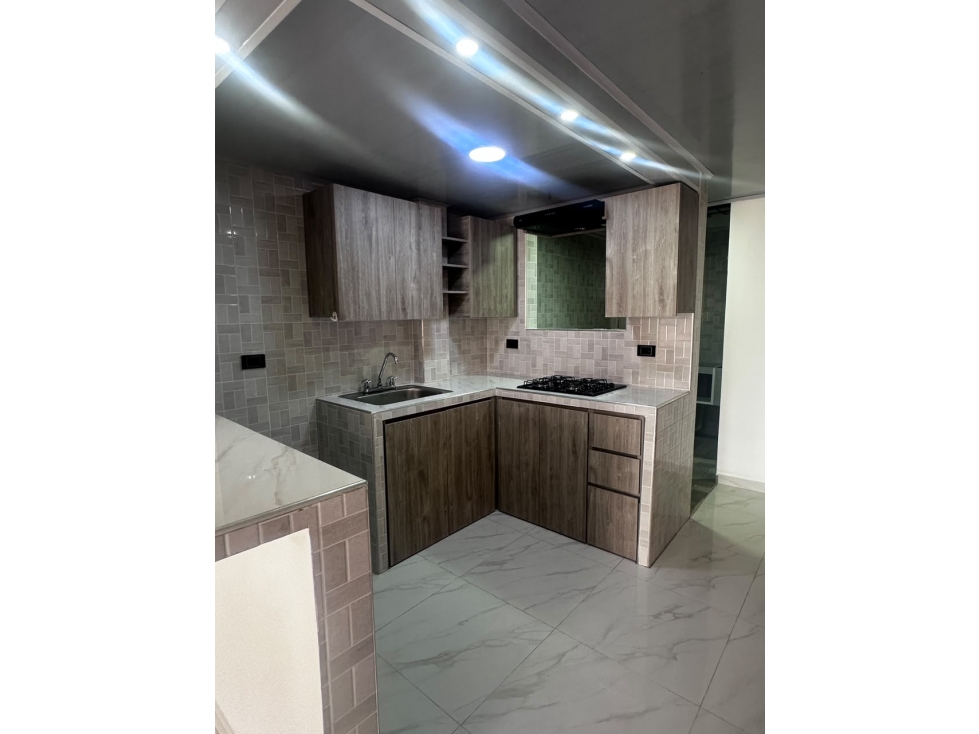 HERMOSO APARTAMENTO EN VENTA EN LA CUMBRE — foto 5