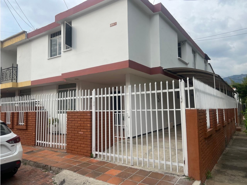 CASA EN VENTA PROVENZA