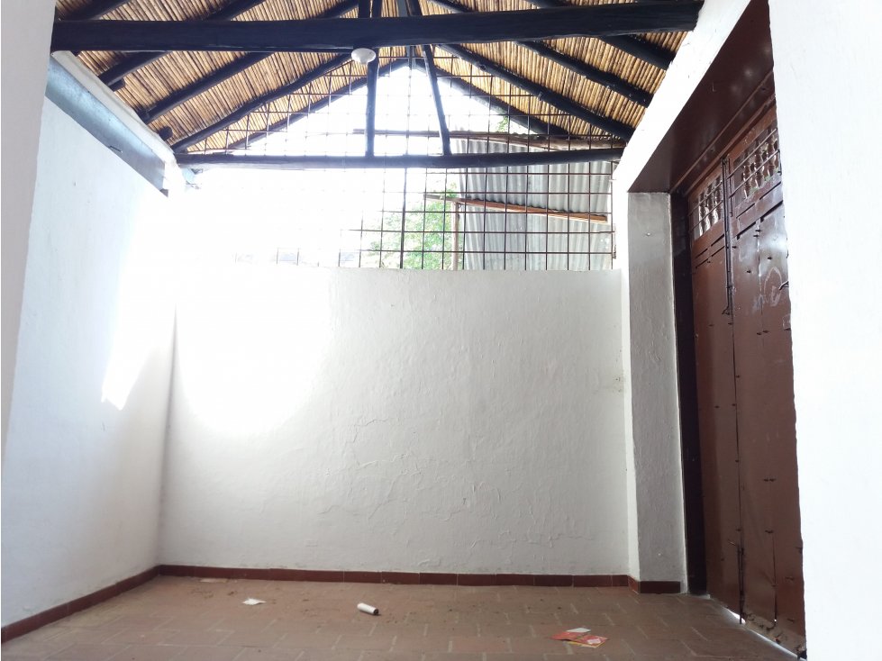 CASA EN VENTA PLAZOLETA PERALTA GIRON — foto 6