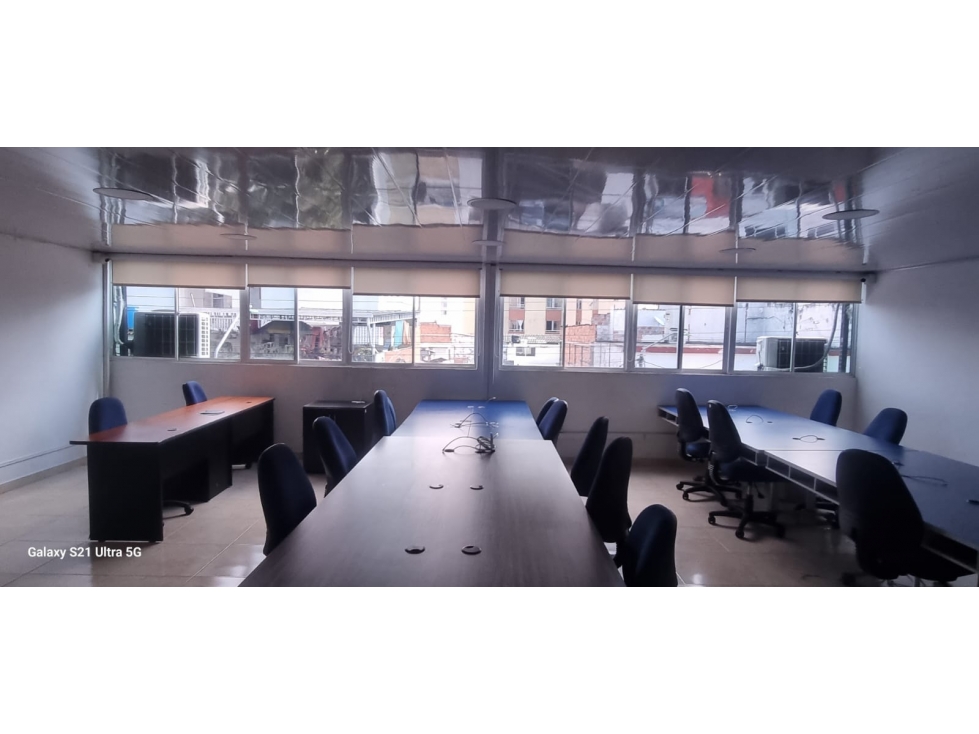 VENTA DE EDIFICIO IDEAL PARA OFICINAS - 3
