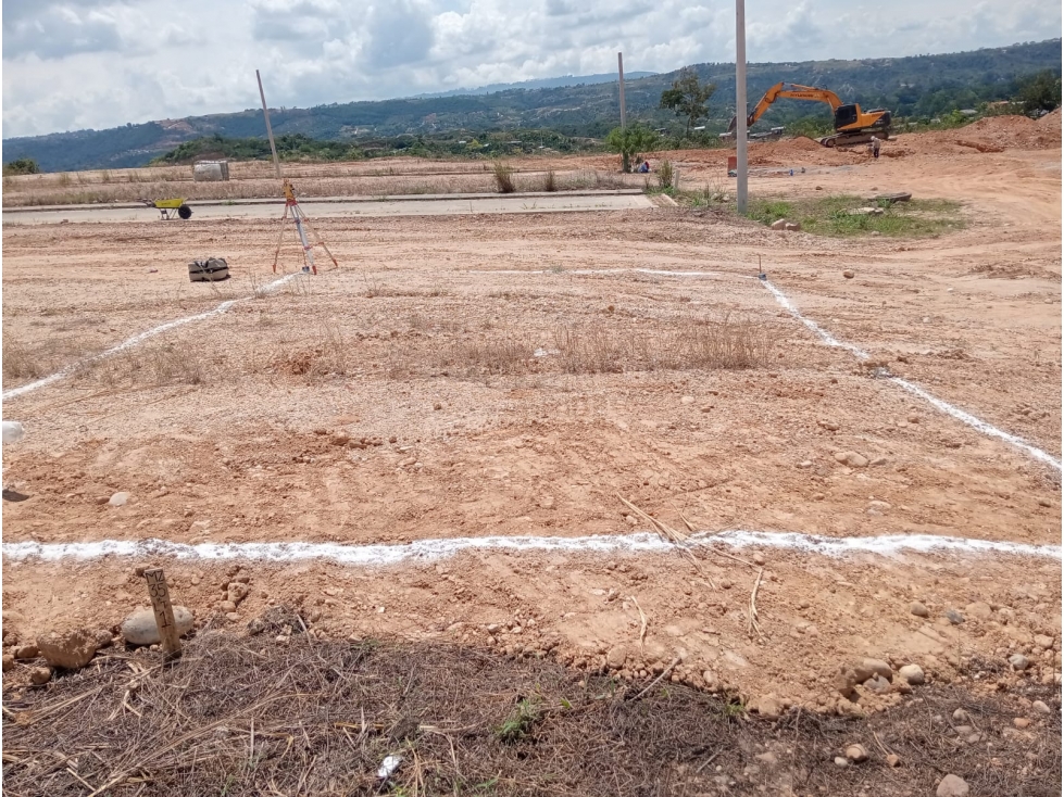 VENTA DE LOTE , GIRON LLANADAS DEL VIENTO - 3