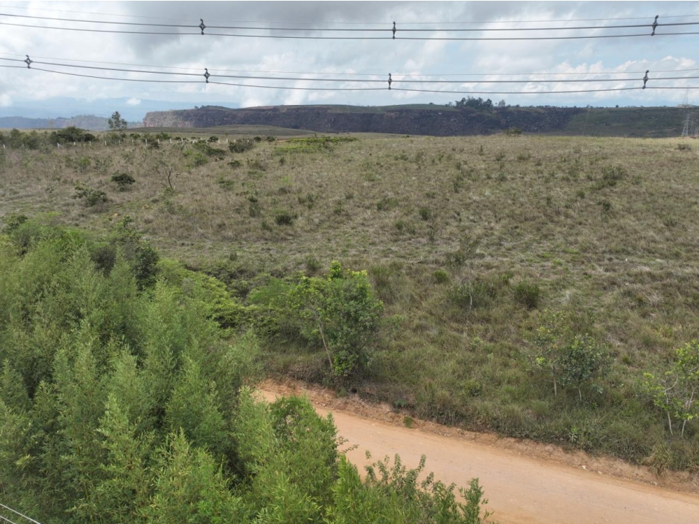 LOTE EN LA MESA DE LOS SANTOS - 3