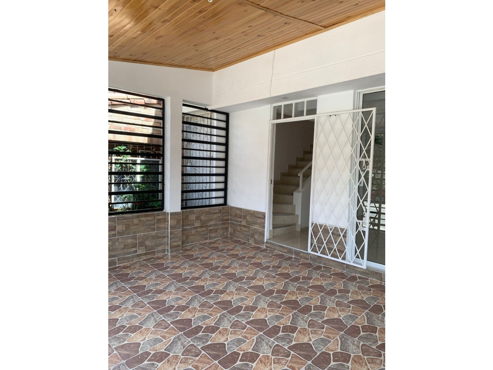 HERMOSA CASA PARA VENTA , PIEDECUESTA - 6