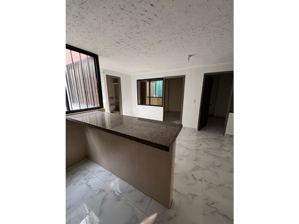 APARTAMENTO EN ARRIENDO SAN ALONSO — foto 5