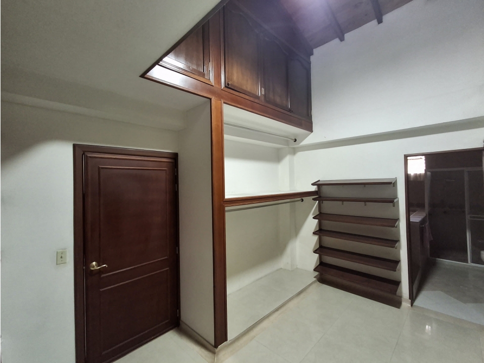 HERMOSA CASA EN VENTA LAGOS DE CACIQUE — foto 6