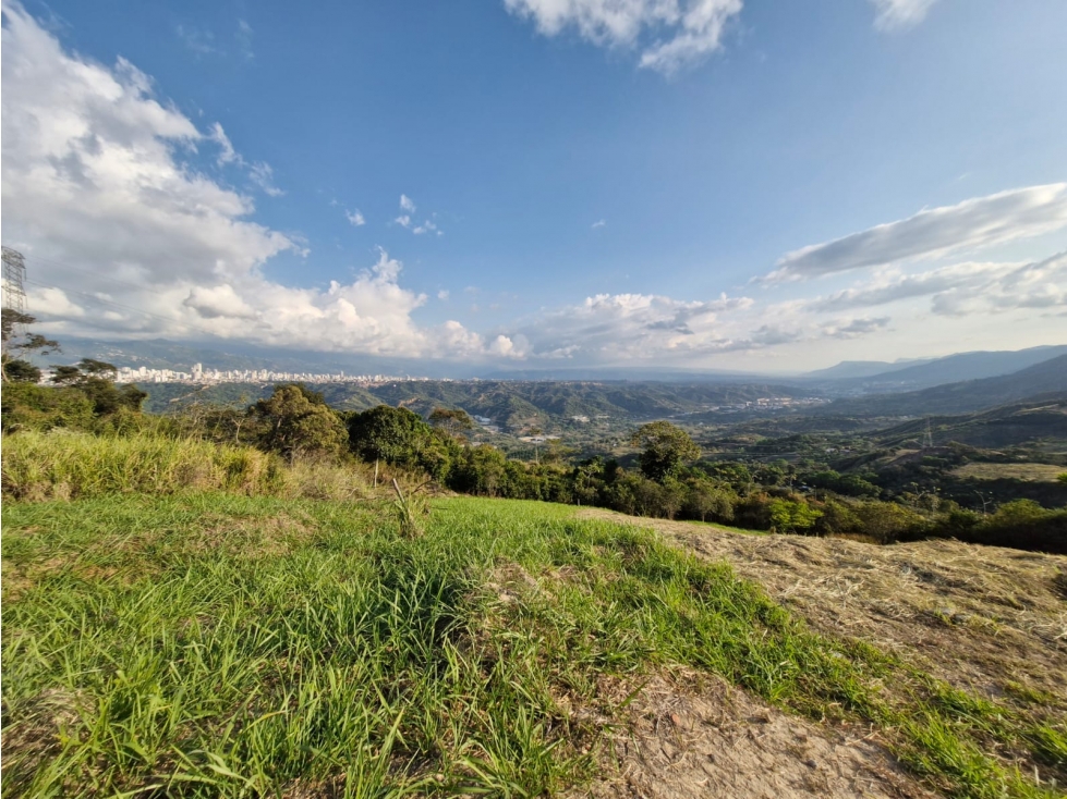 LOTE EN VENTA PASANDO EL AEROPUERTO CONJUNTO CERRADO VISTA REAL - 6