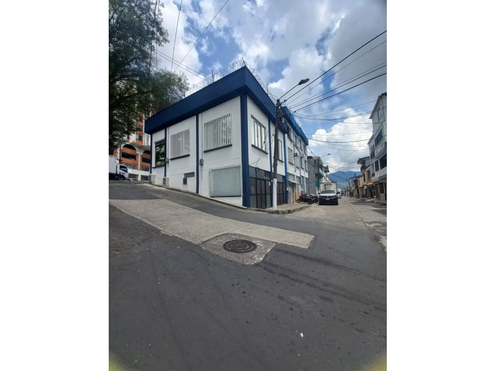 Vendo Local- Avenida Santander- Pereira — foto 2