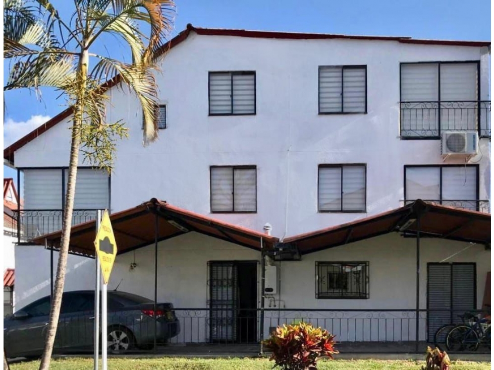 En Venta Hemosa y Amplia Casa Av Sur- Pereira — foto 2