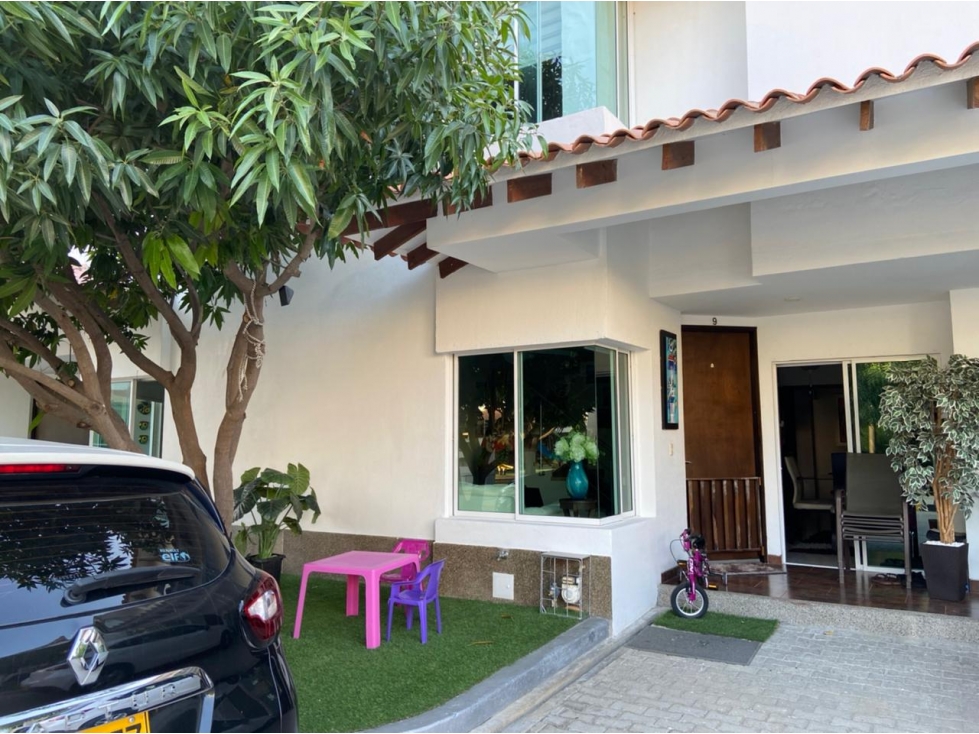 CASA EN VENTA - SECTOR GALICIA - 1
