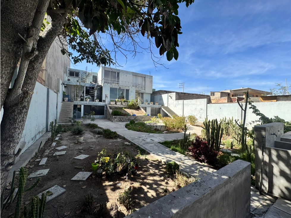 TERRENO COMERCIAL EN EL CENTRO DE AQP - 2