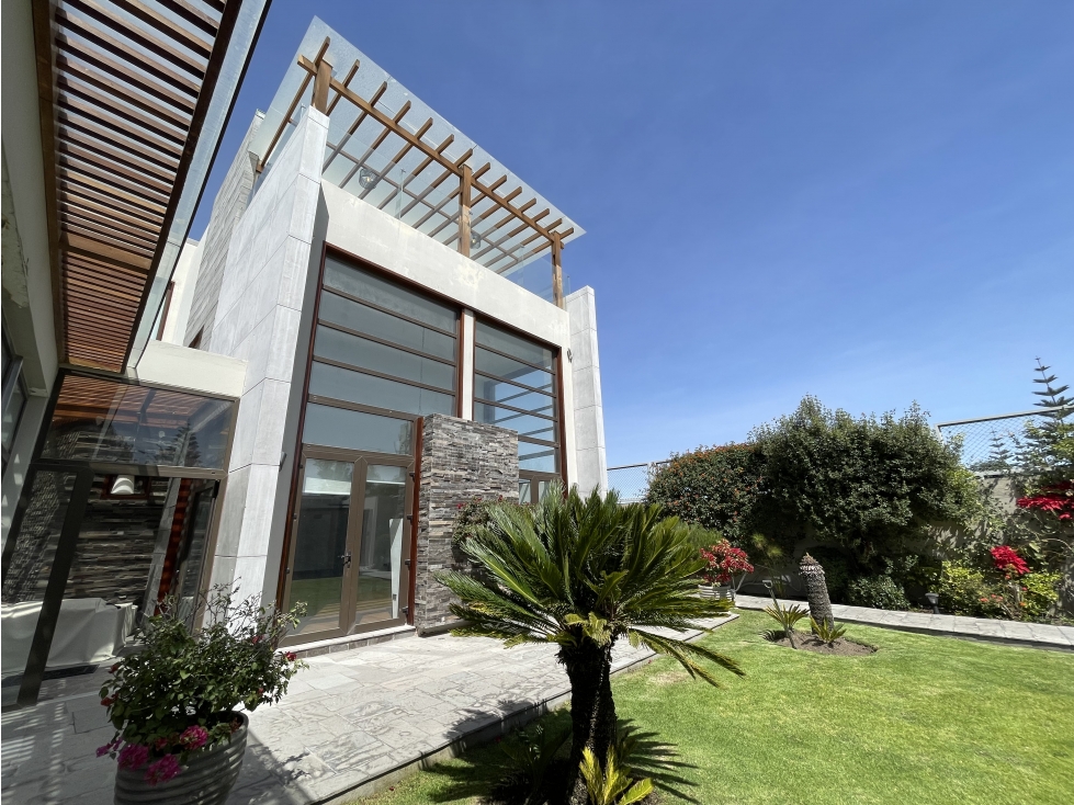 VENTA DE CASA EN EXCLUSIVA ZONA DE CHALLAPAMPA TRADICIONAL — foto 4