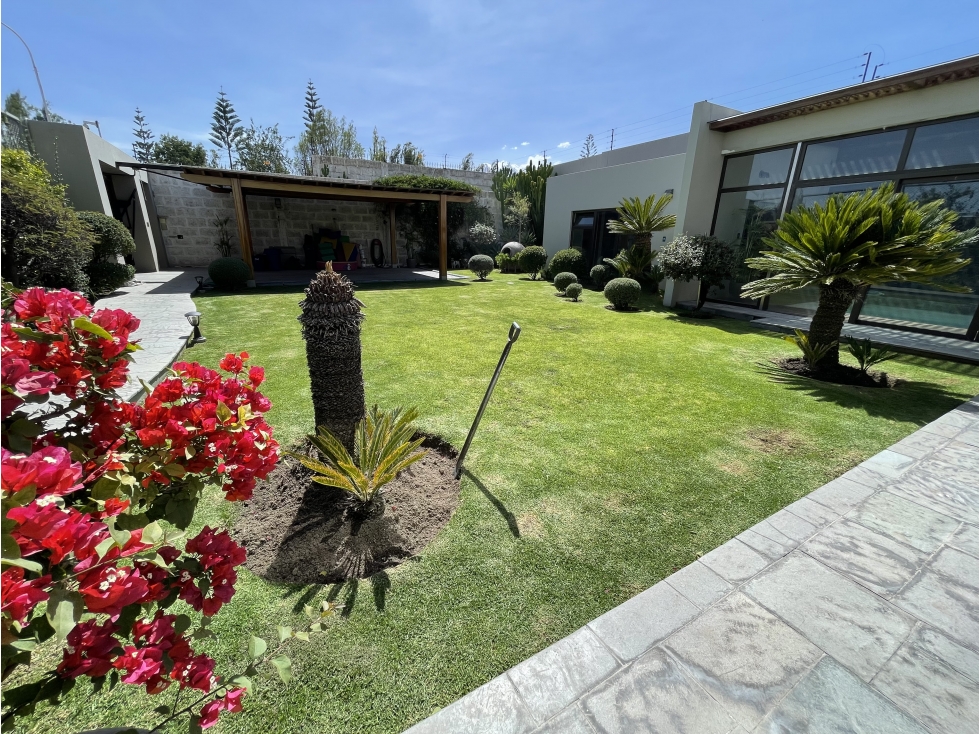 VENTA DE CASA EN EXCLUSIVA ZONA DE CHALLAPAMPA TRADICIONAL — foto 5