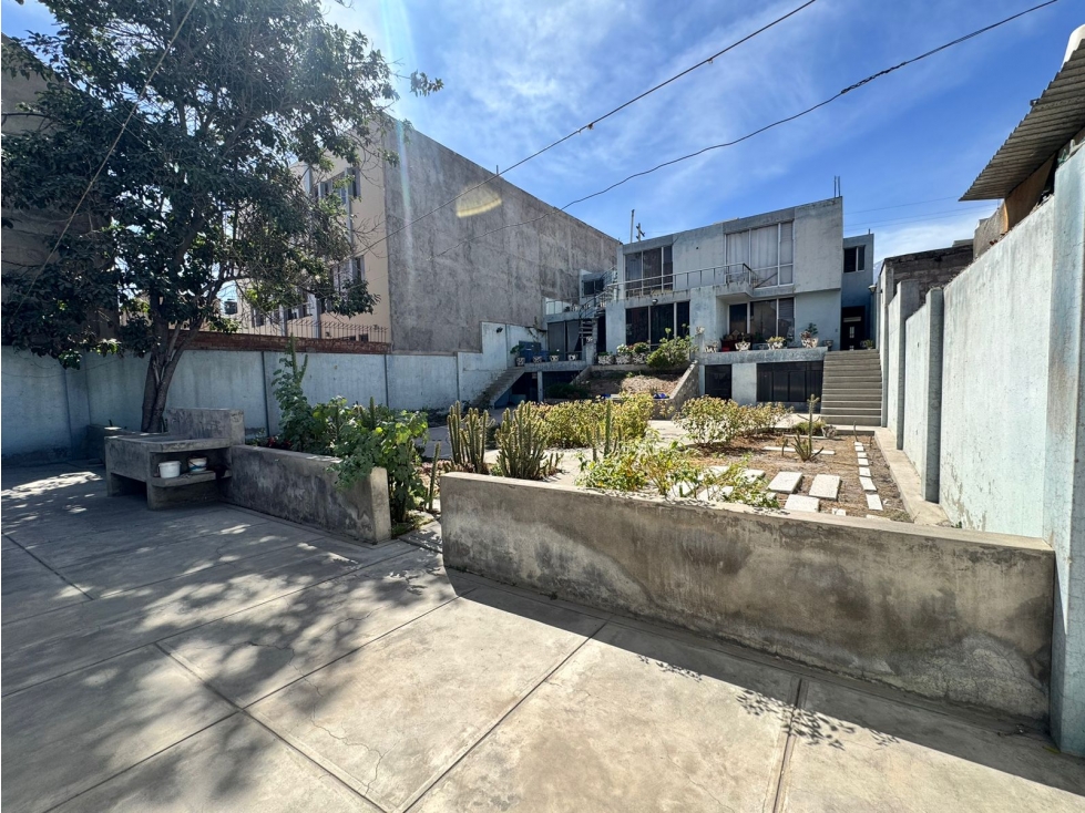 TERRENO COMERCIAL EN EL CENTRO DE AQP - 3