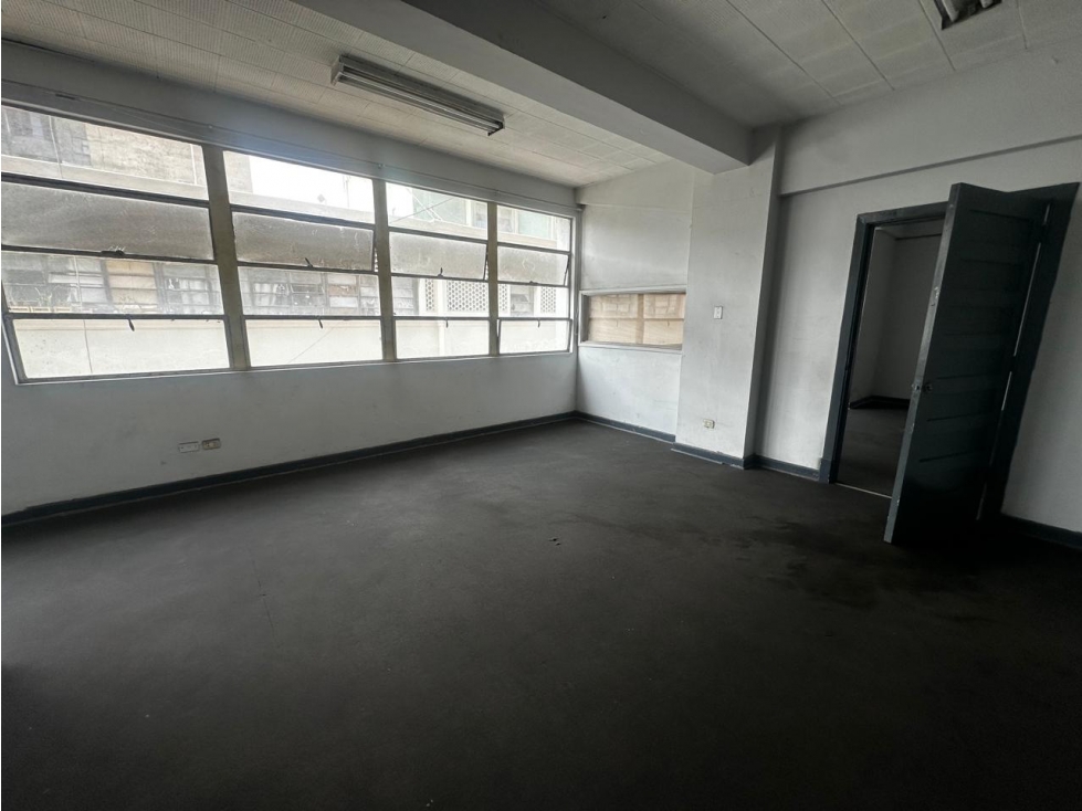 VENTA DE 4 OFICINAS EN CERCADO DE LIMA - 5
