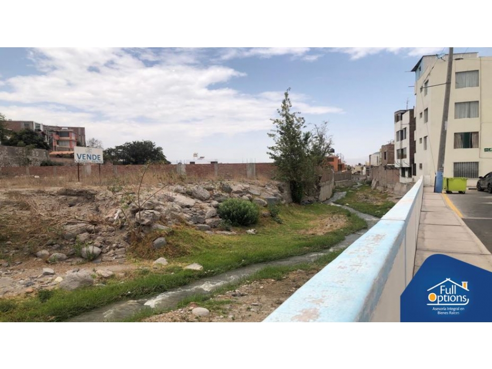 VENTA DE TERRENO POR EL COLEGIO LORD BYRON - 2