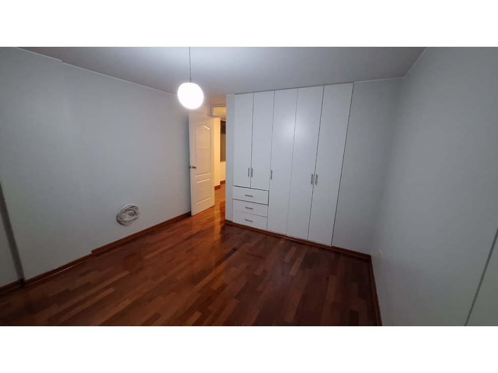 VENTA DE DEPARTAMENTO AMPLIO EN QUINTA PRIVADA DE CERRO COLORADO - 3