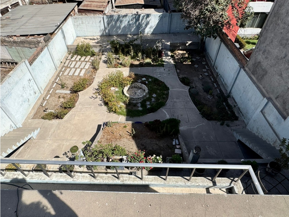 TERRENO COMERCIAL EN EL CENTRO DE AQP - 1