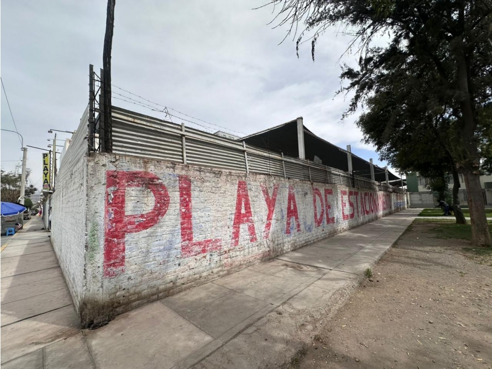 VENTA DE TERRENO - 4