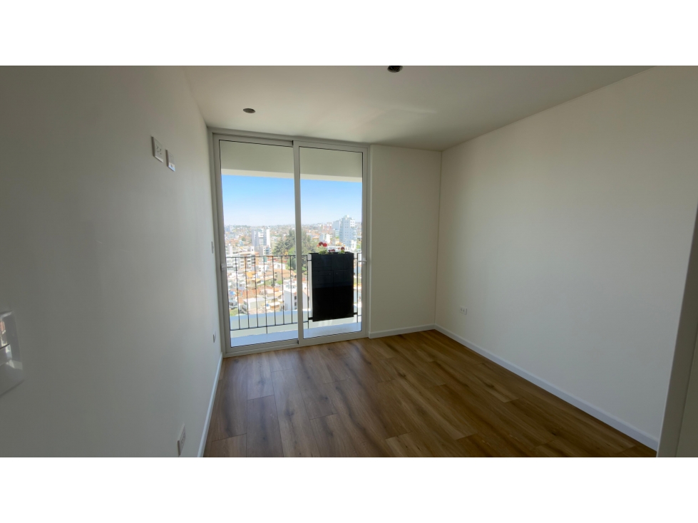 DEPARTAMENTO DE LUJO EN CAYMA — foto 5