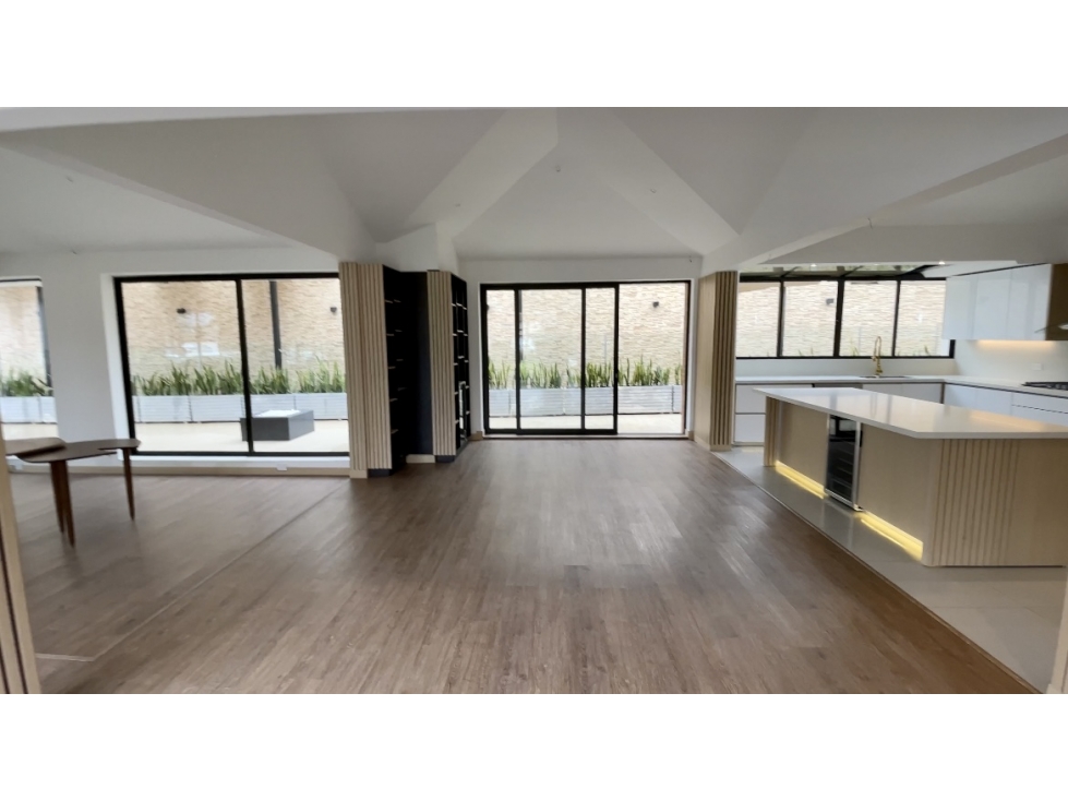 Moderna casa con piscina en Guaymaral — foto 3