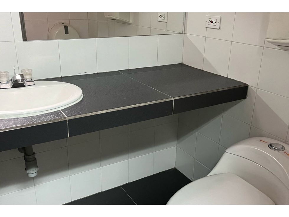 Oficina en Venta Bogotá | La Carolina Frente a Unicentro — foto 4