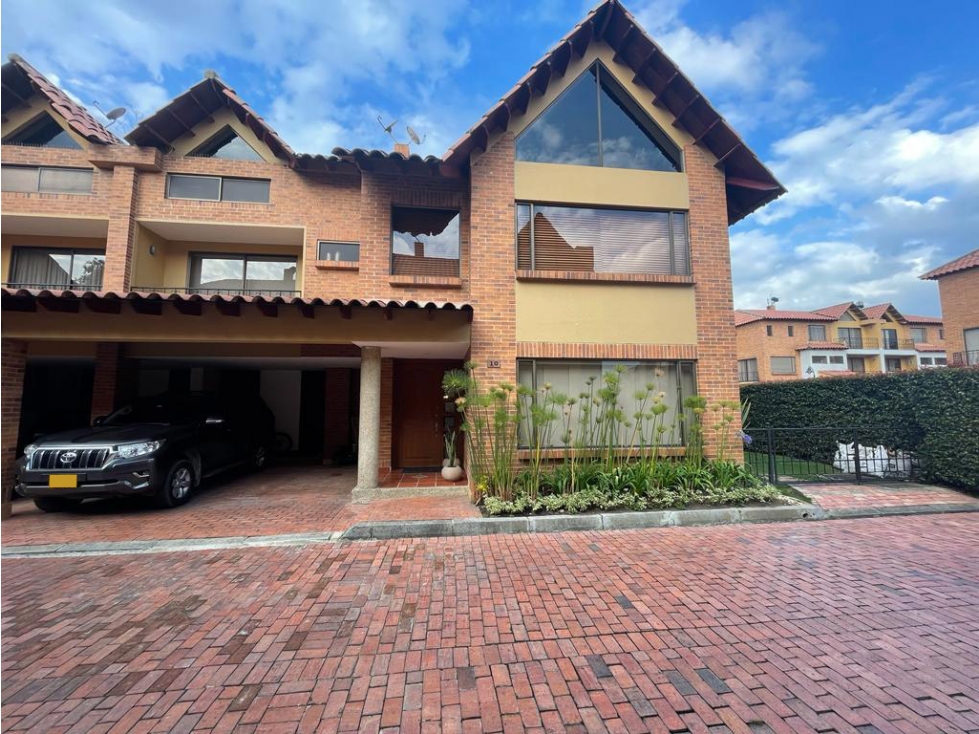 Casa de 320 m² 4 alcobas y Terraza, Conjunto Cerrado, Chia, Rosales - 2