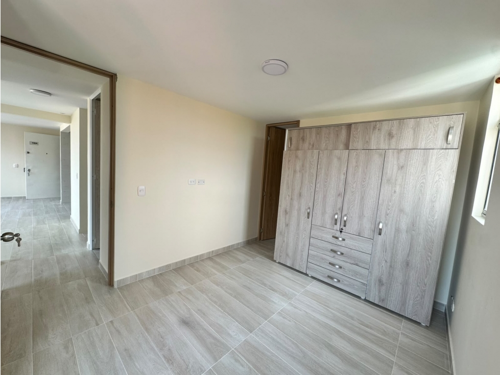 Arriendo Apto 2 Hab, Piso 11, Garaje Conjunto Lima, Madrid — foto 4