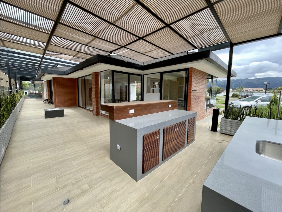 Moderna casa con piscina en Guaymaral — foto 6