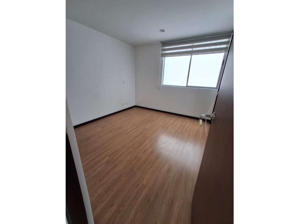 VENTA APARTAMENTO SECTOR EL ESMERALDAL EN ENVIGADO. — foto 5