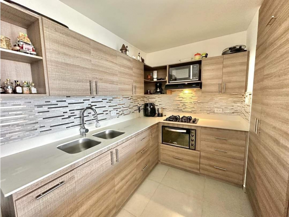 VENTA APARTAMENTO SECTOR EL ESCOBERO ENVIGADO.