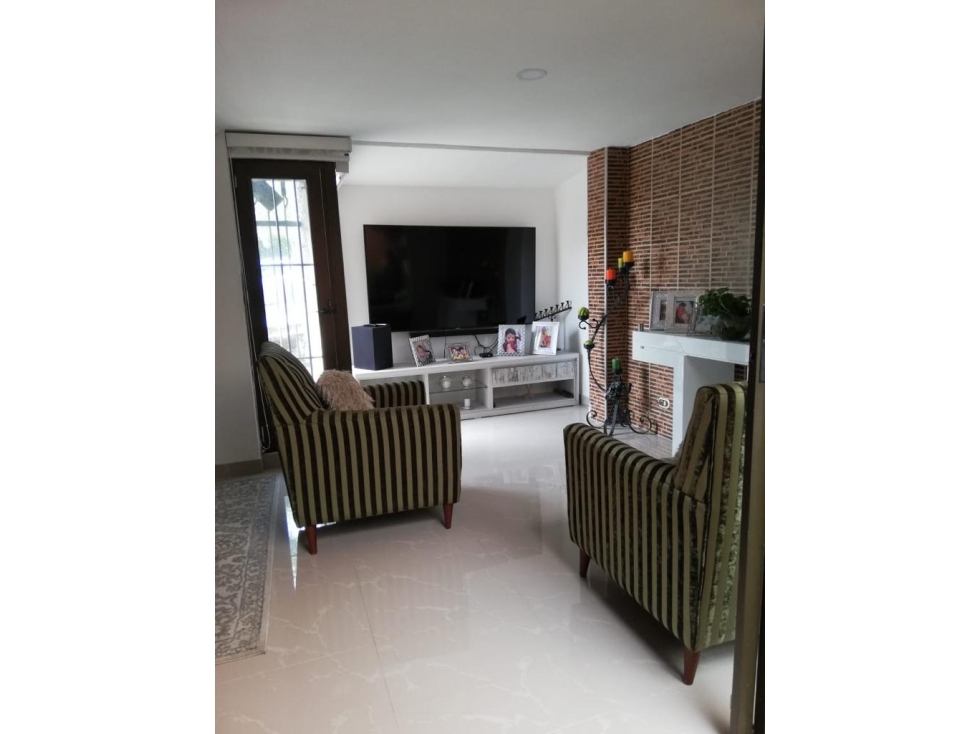 CASA EN VENTA EN ENVIGADO LOMA DEL ESCOBERO - 6