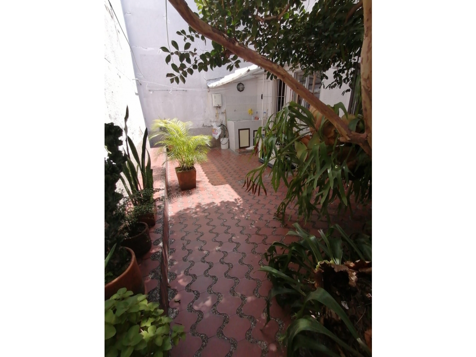 VENTA CASA SECTOR SAN PABLO EN MEDELLIN — foto 4