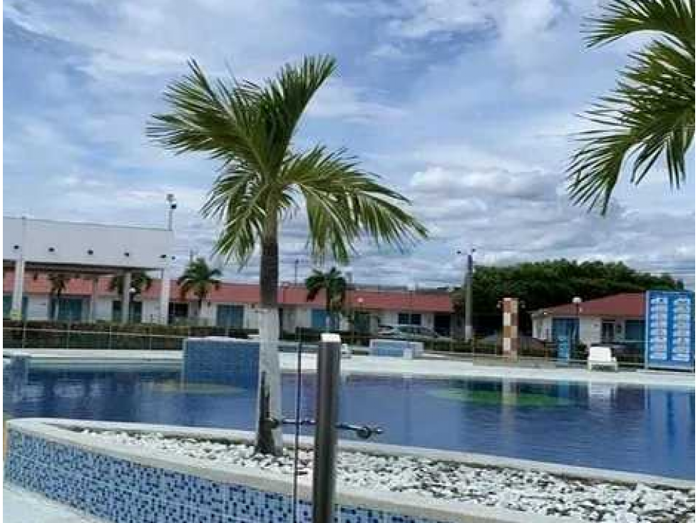Exclusiva Casa Esquinera con Parqueadero Privado Flandes, Tolima