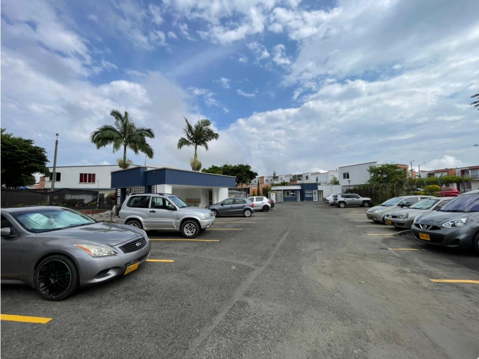 Se vende apartamento en Torres del Campo 64m2 Galicia- pereira