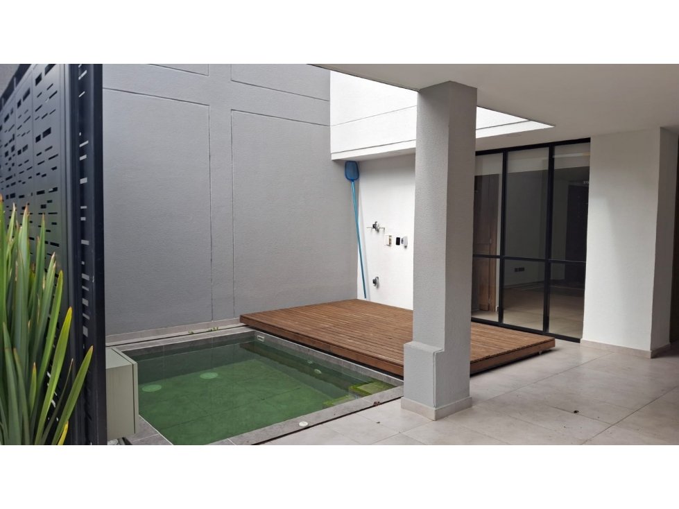 Super oferta casa en Cerritos Home, lo mejor Esquinera