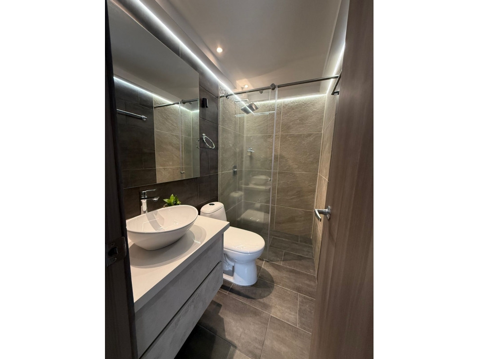Se Vende Apartamento Remodelado en Alamos Trilogía