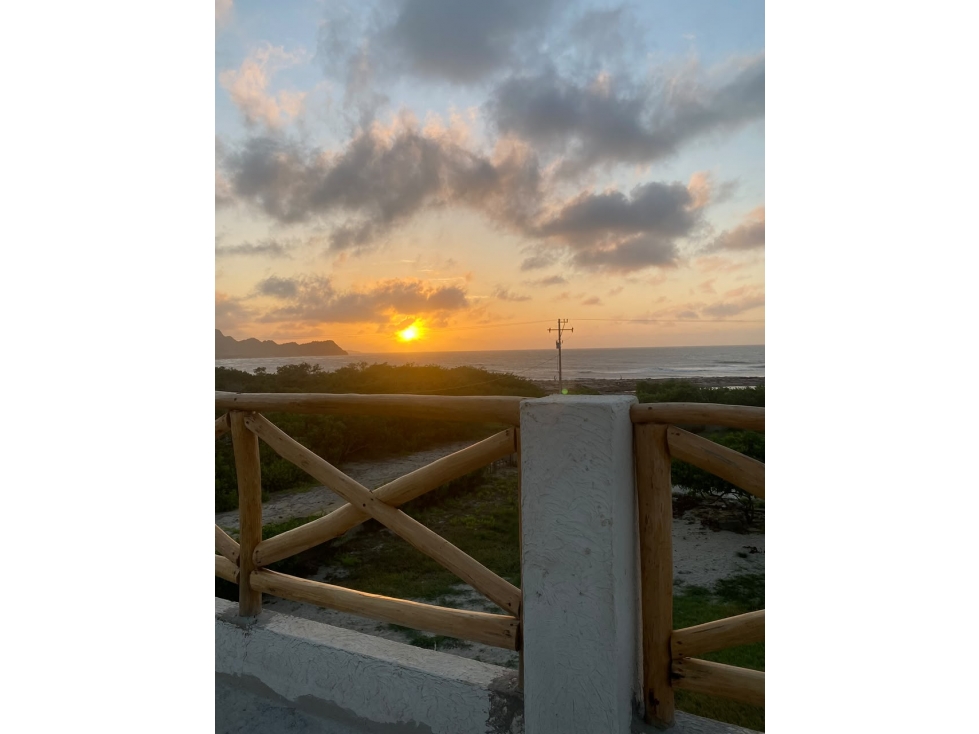 CASA CON VISTA AL MAR - 1
