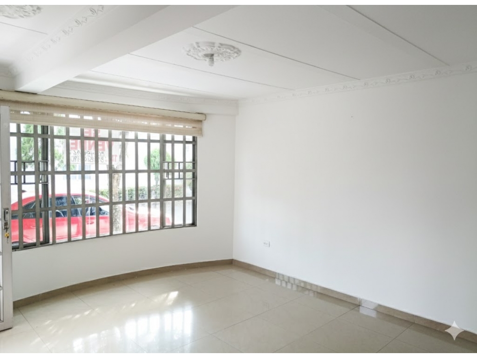 Casa de 2 Pisos en Venta en Flandes Tolima
