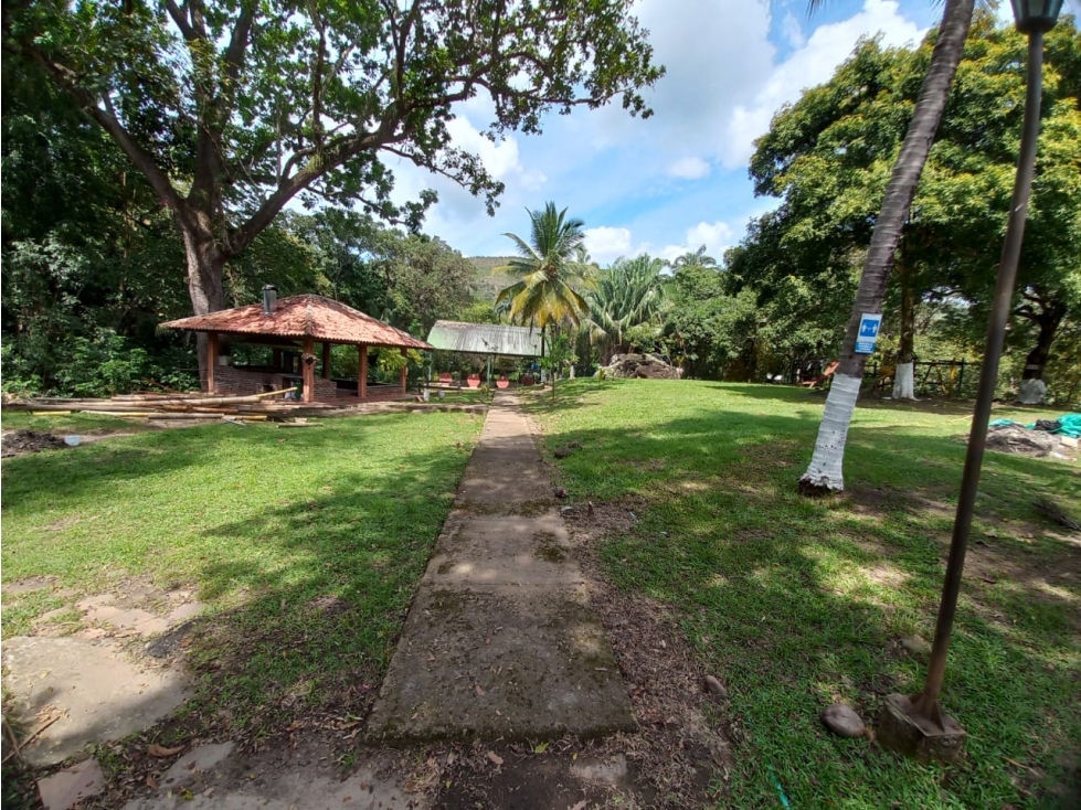 FINCA RECREACIONAL - 6