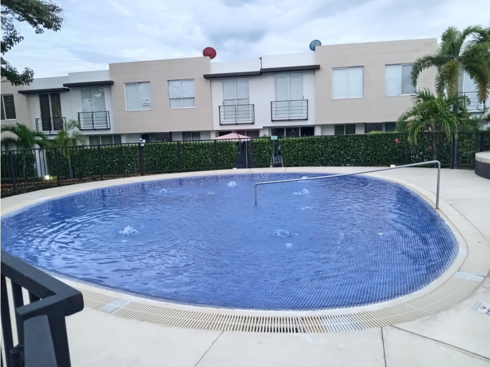 Condominio Cerrado + Clima Soñado = ¡Tu Nueva Casa en Ricaurte! — foto 2