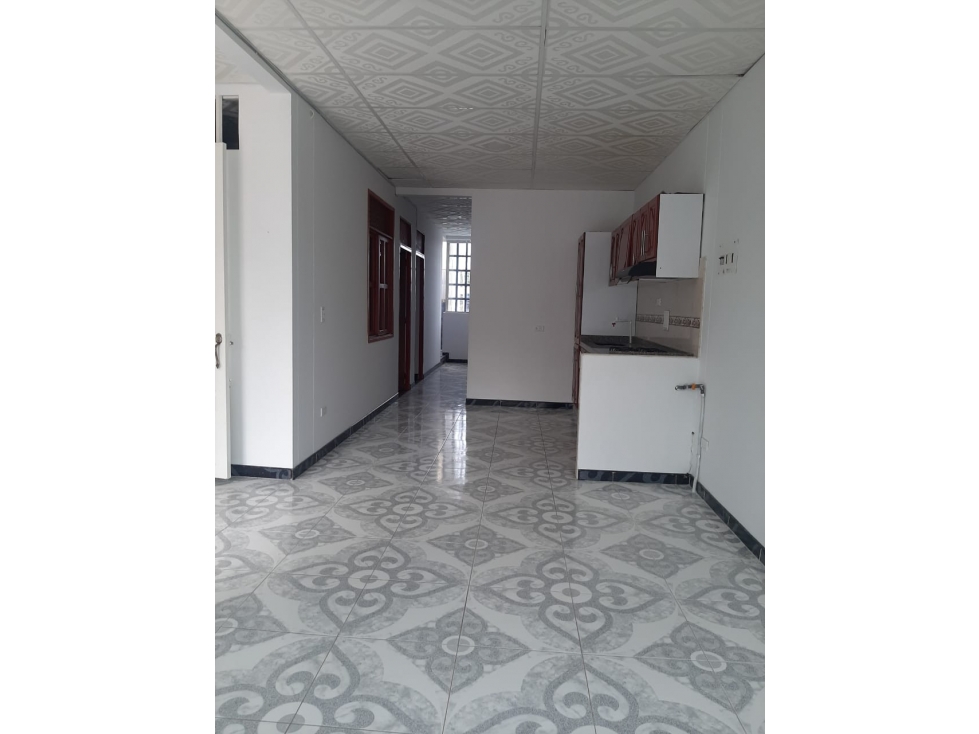 VENTA DE CASA DE DOS PISOS EN VILLAVICENCIO REMODELADA — foto 5