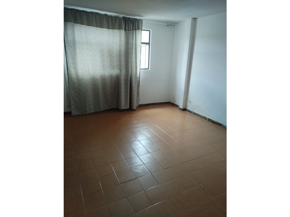 Venta casa en Bosa San Pablo! Casa de 3 Pisos con Local — foto 4