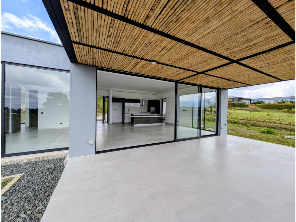 VENTA CASA CAMPESTRE, 3hab, 4wc, estudio, CBS