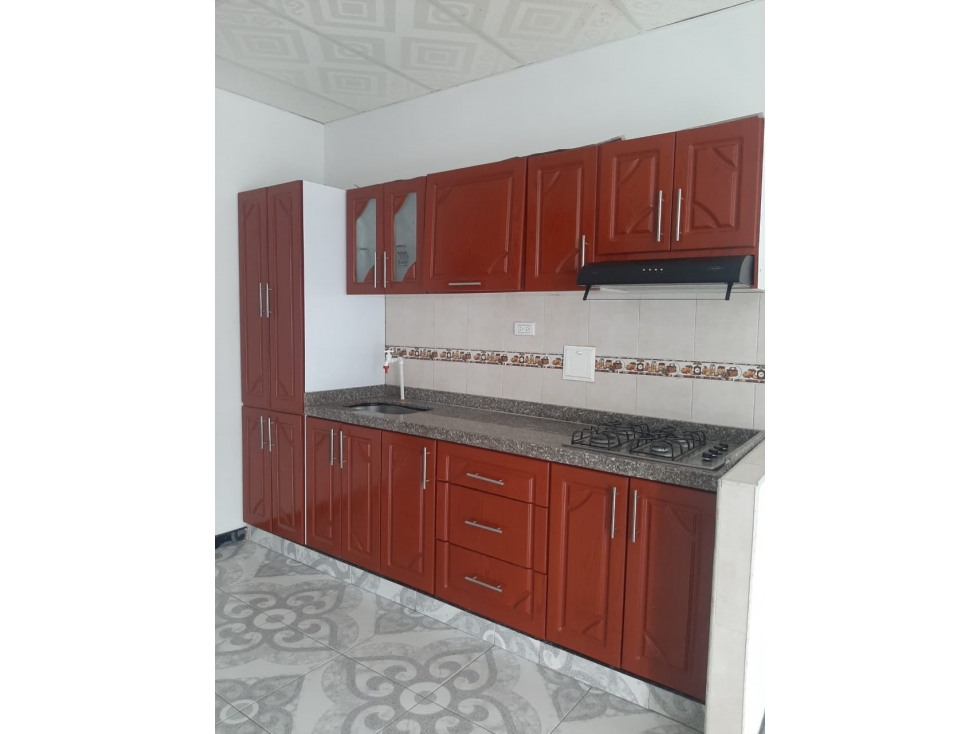 VENTA DE CASA DE DOS PISOS EN VILLAVICENCIO REMODELADA — foto 6