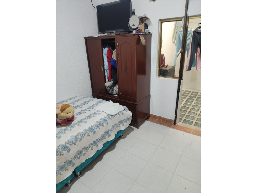 VENTA CASA DE 3 PISOS CON GARAJE EN LEON 13 SOACHA LOTE 3X12 — foto 5