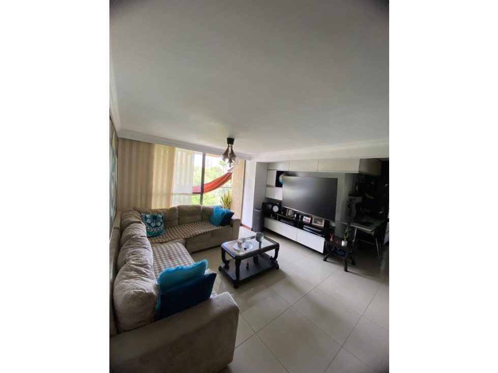 Venta de hermoso Apartamento urba siempre verde (loma Bernal) - 6