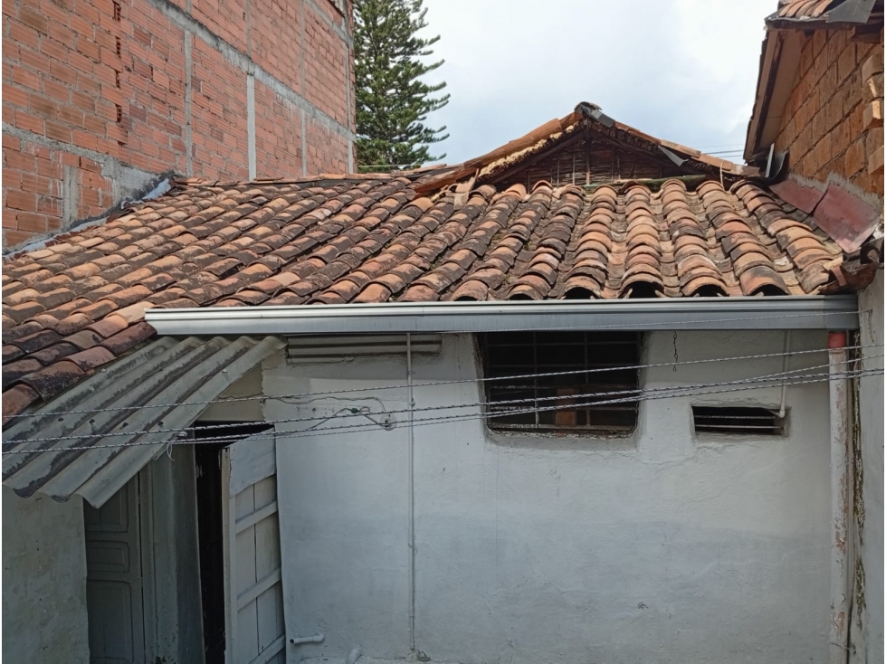 Casa lote Gran Oportunidad de Inversión en el Corazón de La América! — foto 3