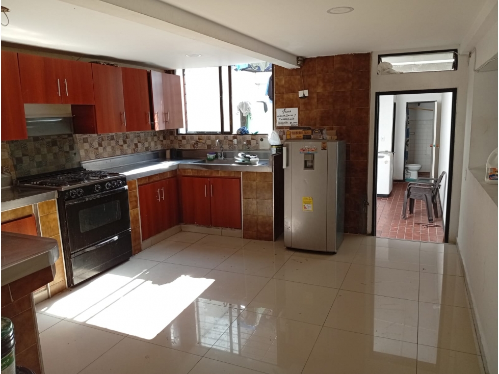 Casa lote en venta en el corazon de Laureles, Medellín — foto 3